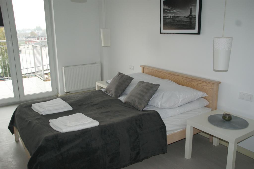 גורז'וב ווילקופולסקי Apartament Warszawska מראה חיצוני תמונה