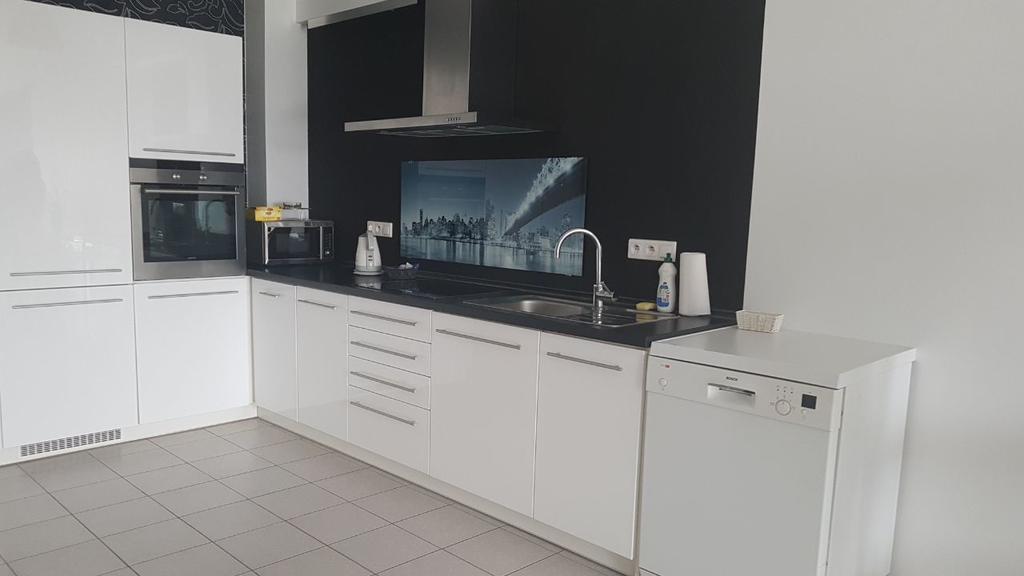 גורז'וב ווילקופולסקי Apartament Warszawska מראה חיצוני תמונה