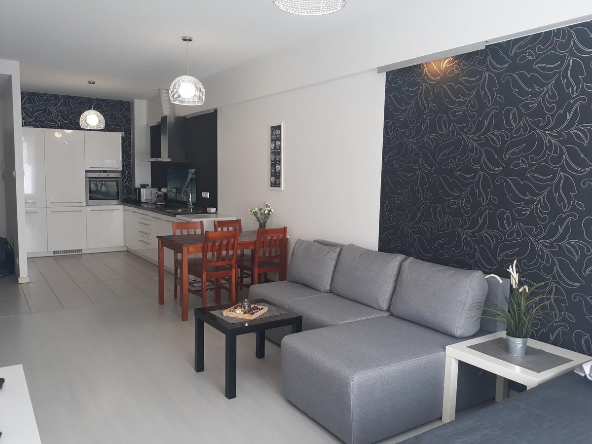 גורז'וב ווילקופולסקי Apartament Warszawska מראה חיצוני תמונה